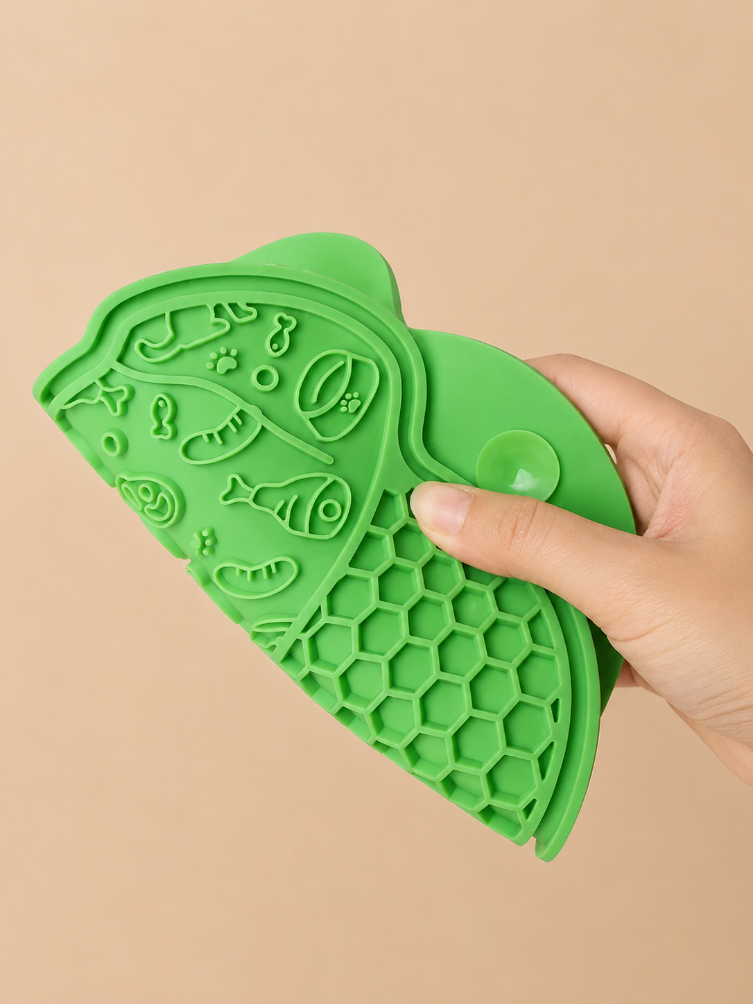 Dog Lick Mat with Suction Cups – Calm Your Anxious Dog in Seconds